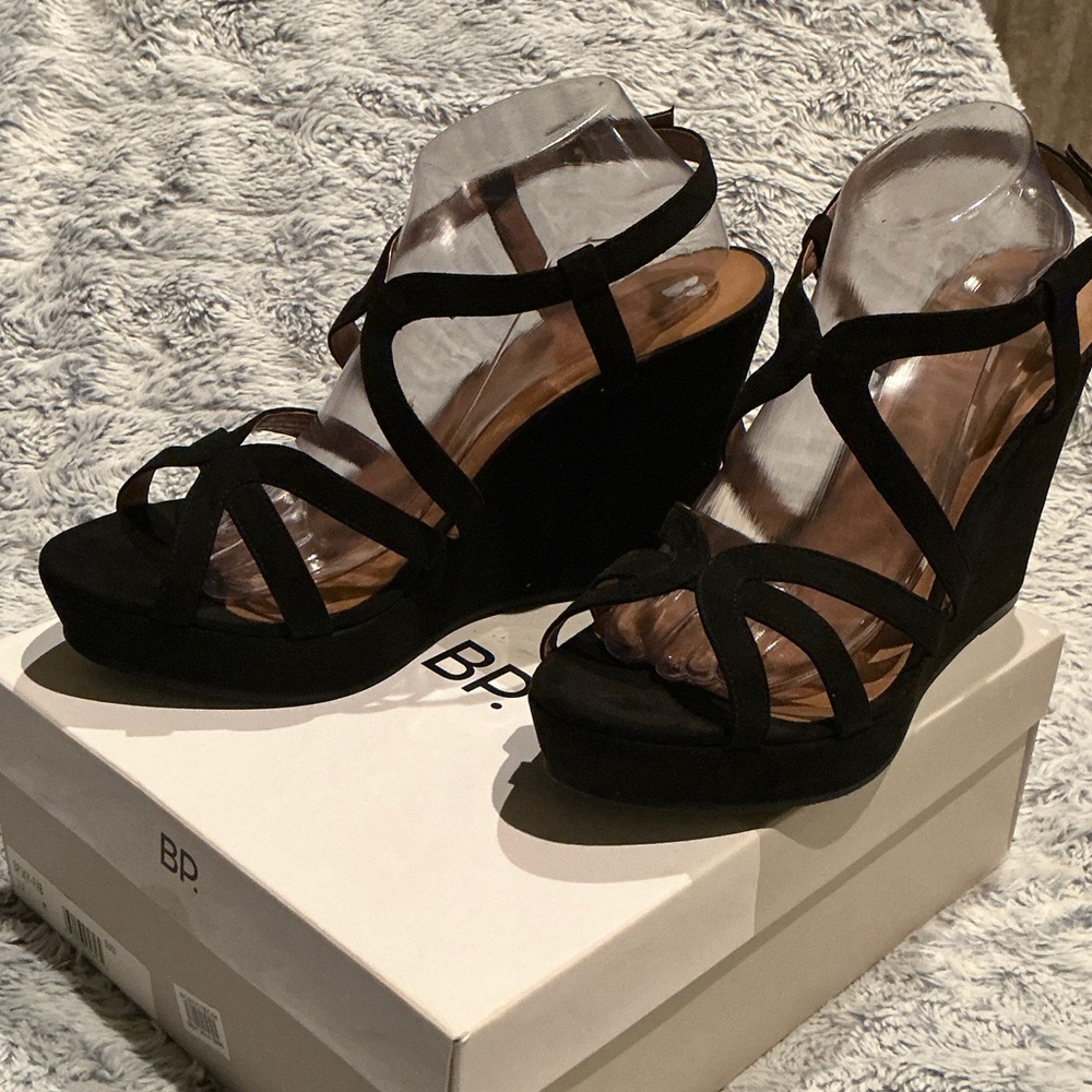 BP Elegant Black Wedge Sandals NWOT Never worn